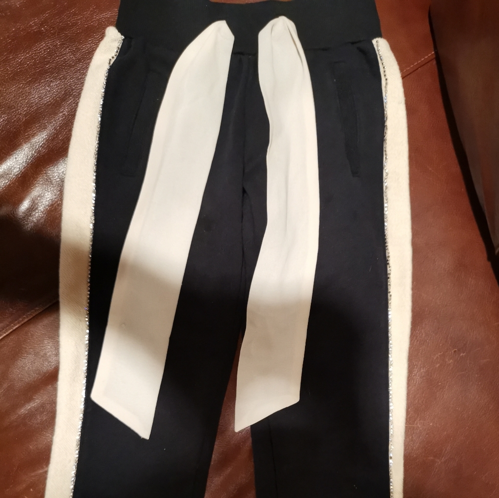 Mona Lisa Chic - Girls Sweat Pants - Size 4